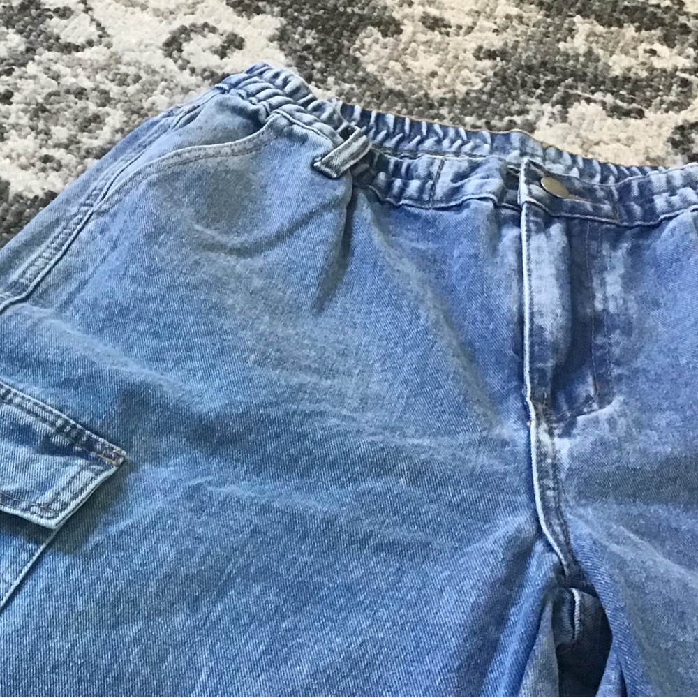 SHEIN Lighter Wash Denim Long Cargo Shorts, Size 31 - Picture 2 of 13